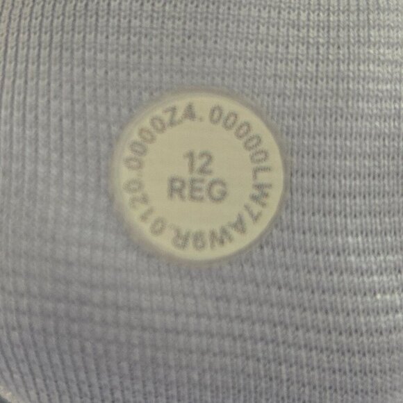 Lululemon Hotty Hot Short II *2.5" - 12 Daydream - Picture 6 of 6